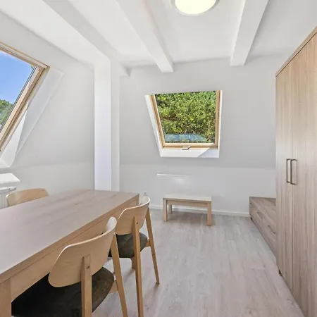 Apartment Gorgeous In With Wifi Altenkirchen (Mecklenburg-Vorpommern)